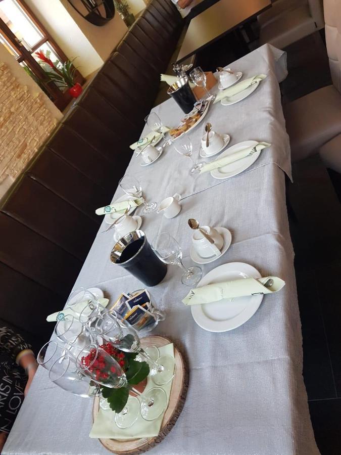 Hotel Wilder Mann Фойхтванген Экстерьер фото