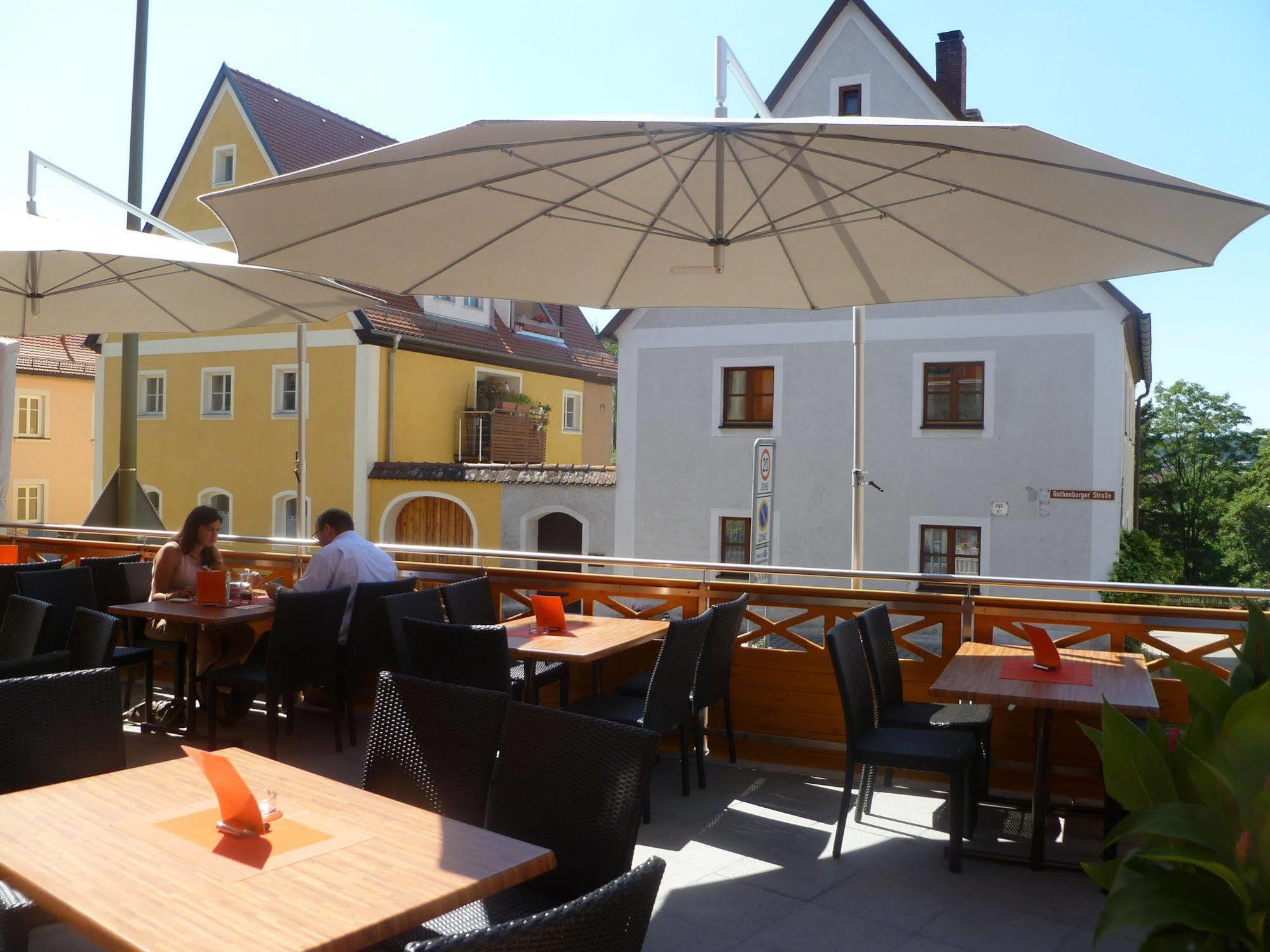 Hotel Wilder Mann Фойхтванген Экстерьер фото