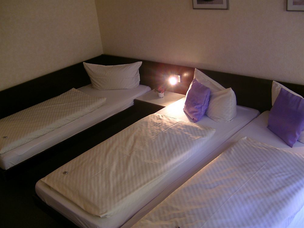 Hotel Wilder Mann Фойхтванген Экстерьер фото